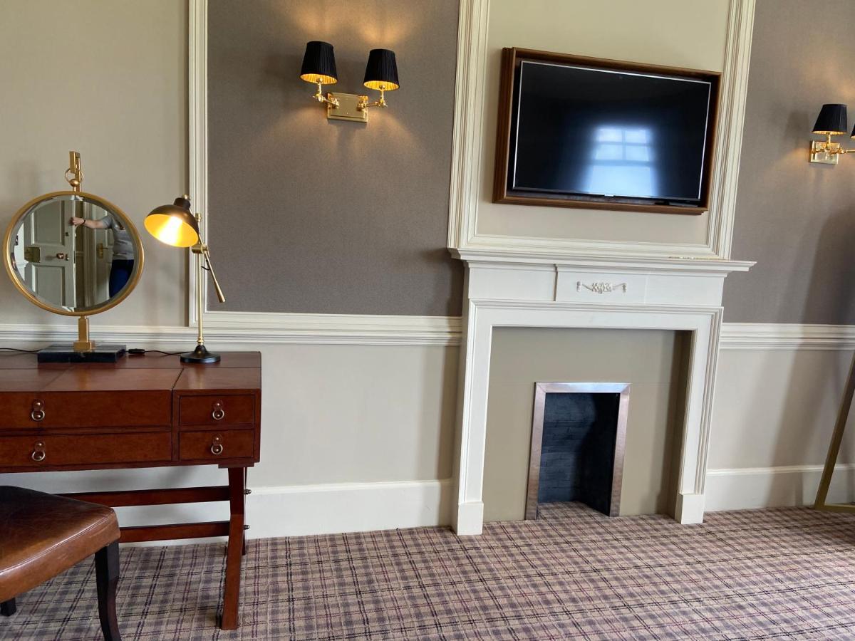 Cornhill Castle Pension Biggar Buitenkant foto