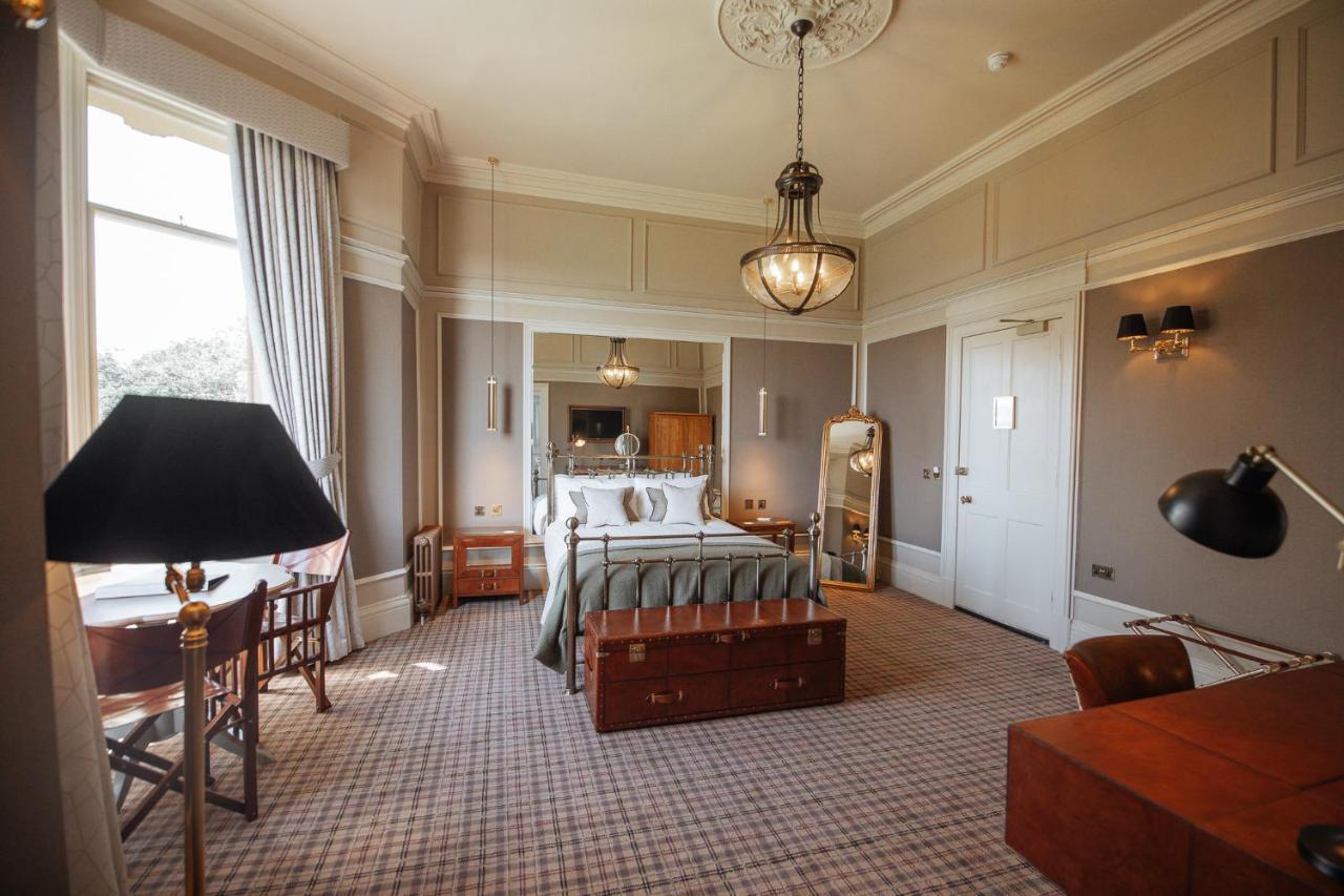 Cornhill Castle Pension Biggar Buitenkant foto